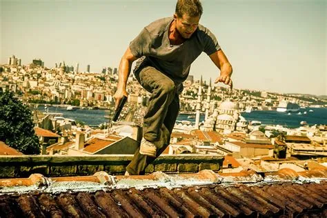 Til Schweiger'in İstanbul'daki Yeni Filminin Setinde Ne Olduğunu Biliyor musunuz? Ünlü Alman Yönetmenin Heyecan Verici Projesi!